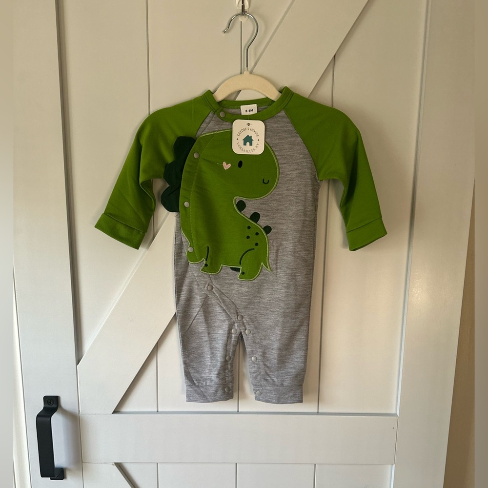 Baby Romper ~ Grey with Green Dinosaur ~ Size 3-6 months